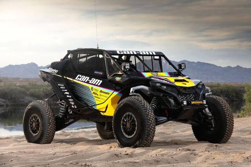Sara Price to run Mint 400 in Maverick R Rip & Dip&nbsp;Edition