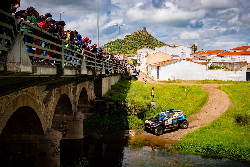 Closed gate swings open Baja TT Dehesa Extremadura win for Joao Ferreira