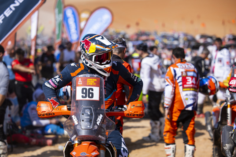 Tobias Ebster departs BAS World