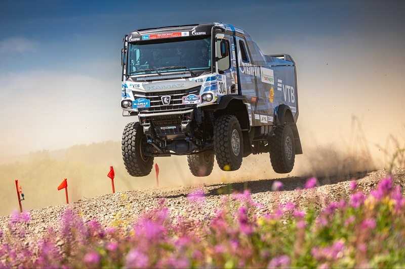 2025 Silk Way Rally: KAMAZ sets the pace in Stage 1