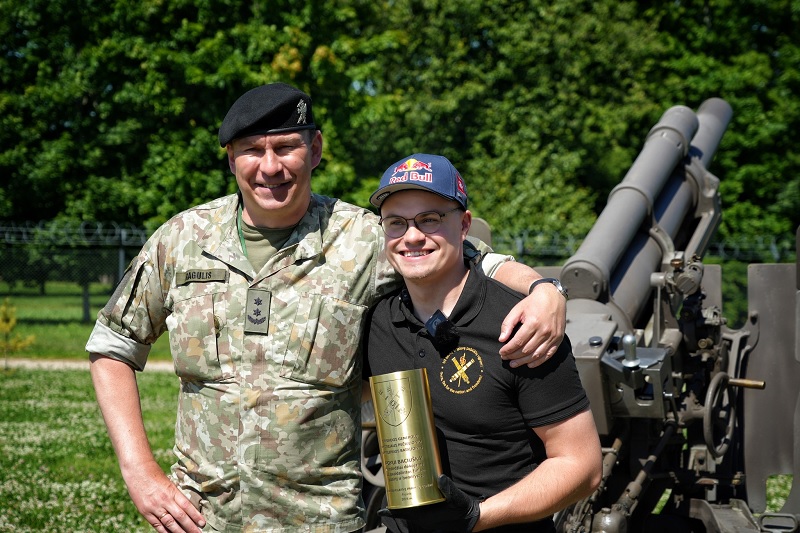 Rokas Baciuska a special guest at General Motiejus Pečiulionis Artillery Battalion’s birthday