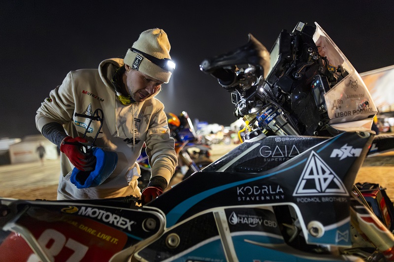 Libor Podmol mulling between Dakar, Africa Eco&nbsp;Race