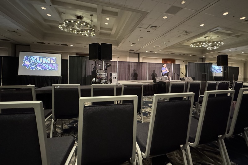 Despite challenges, YumeConUSA pleased with first edition at DoubleTree