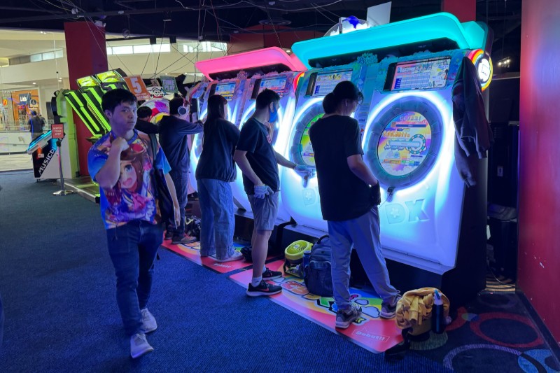 Eastridge’s third Fancon held in tandem with “Maimai” debut