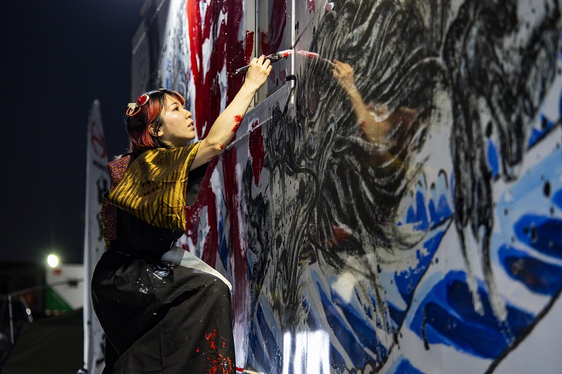 Sugawara and Loprais’ trucks sport Airi Hara&nbsp;art