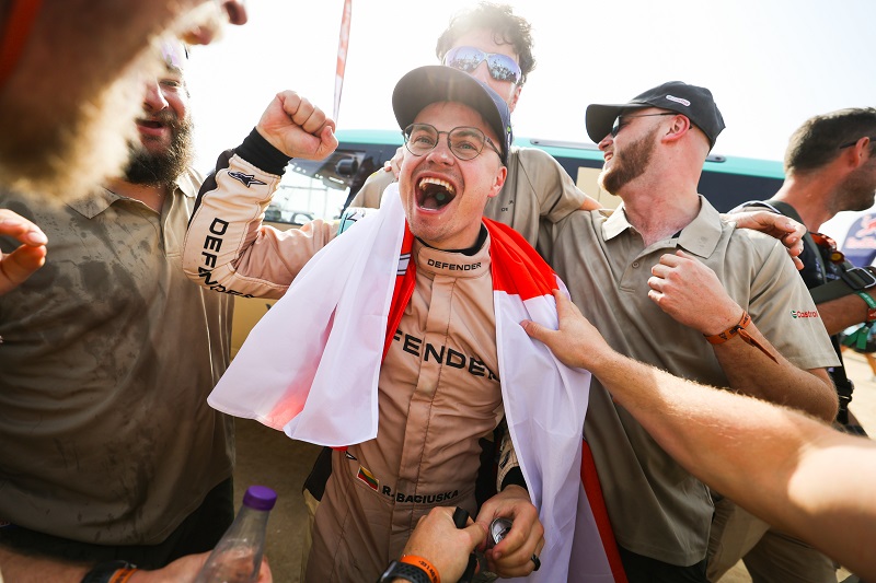 2026 Dakar Rally: Rokas Baciuska ends Toyota’s Stock reign with Defender&nbsp;1–2