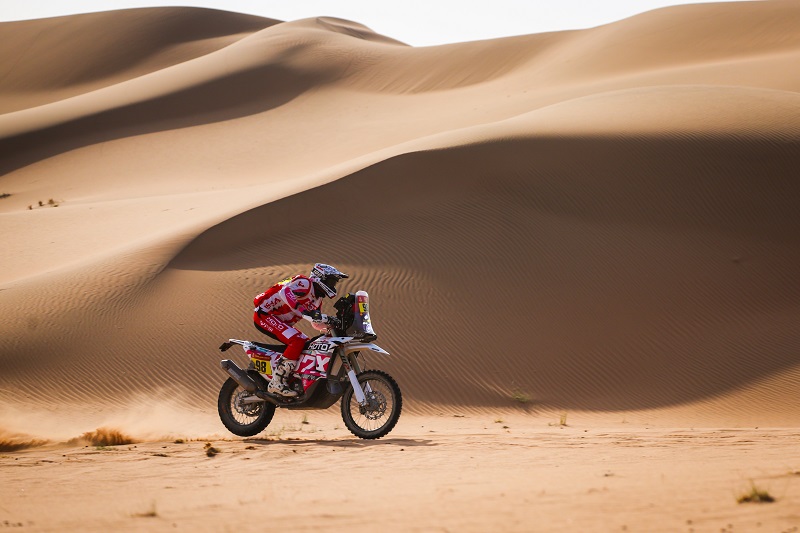 Mason Klein returns to Dakar privateering