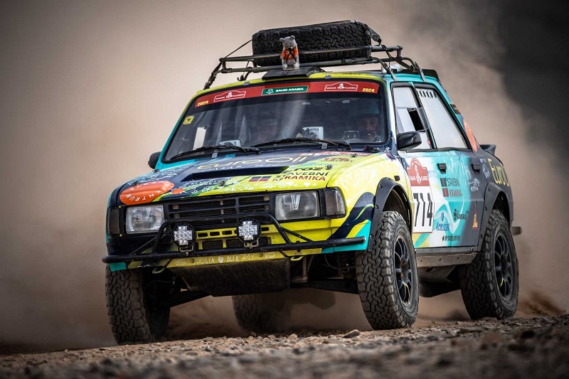 Ondrej Klymciw to race 2027 Dakar Classic in 2000 Pajero, leasing out Skoda
