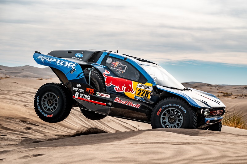 Ford Raptor T1+ racing Vegas to Reno